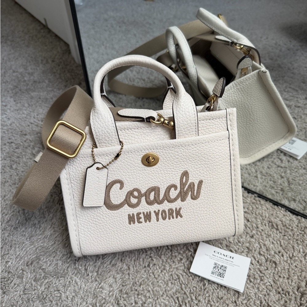 Coach Cargo Tote 20 Bubble Leather Chalk
